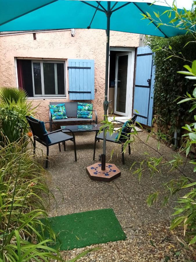 Mas Les Cigales Bed and Breakfast Roaix Εξωτερικό φωτογραφία